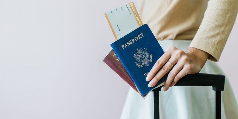 Có cần visa khi đã có hộ chiếu không