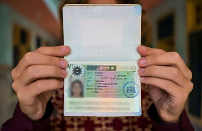 Sau khoảng 15 ngày làm việc thì bạn có thể nhận kết quả visa Hà LAn (Ảnh: Sưu tầm)