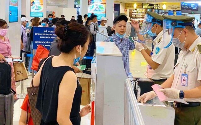 Hộ chiếu truyền thống cần đăng ký Autogate trước khi sử dụng (Ảnh: Sưu tầm)